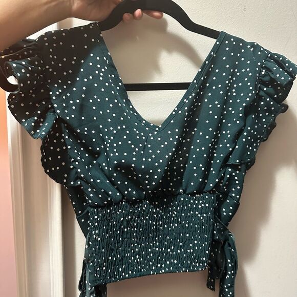 Cute Polkadot Green top - Picture 3 of 7